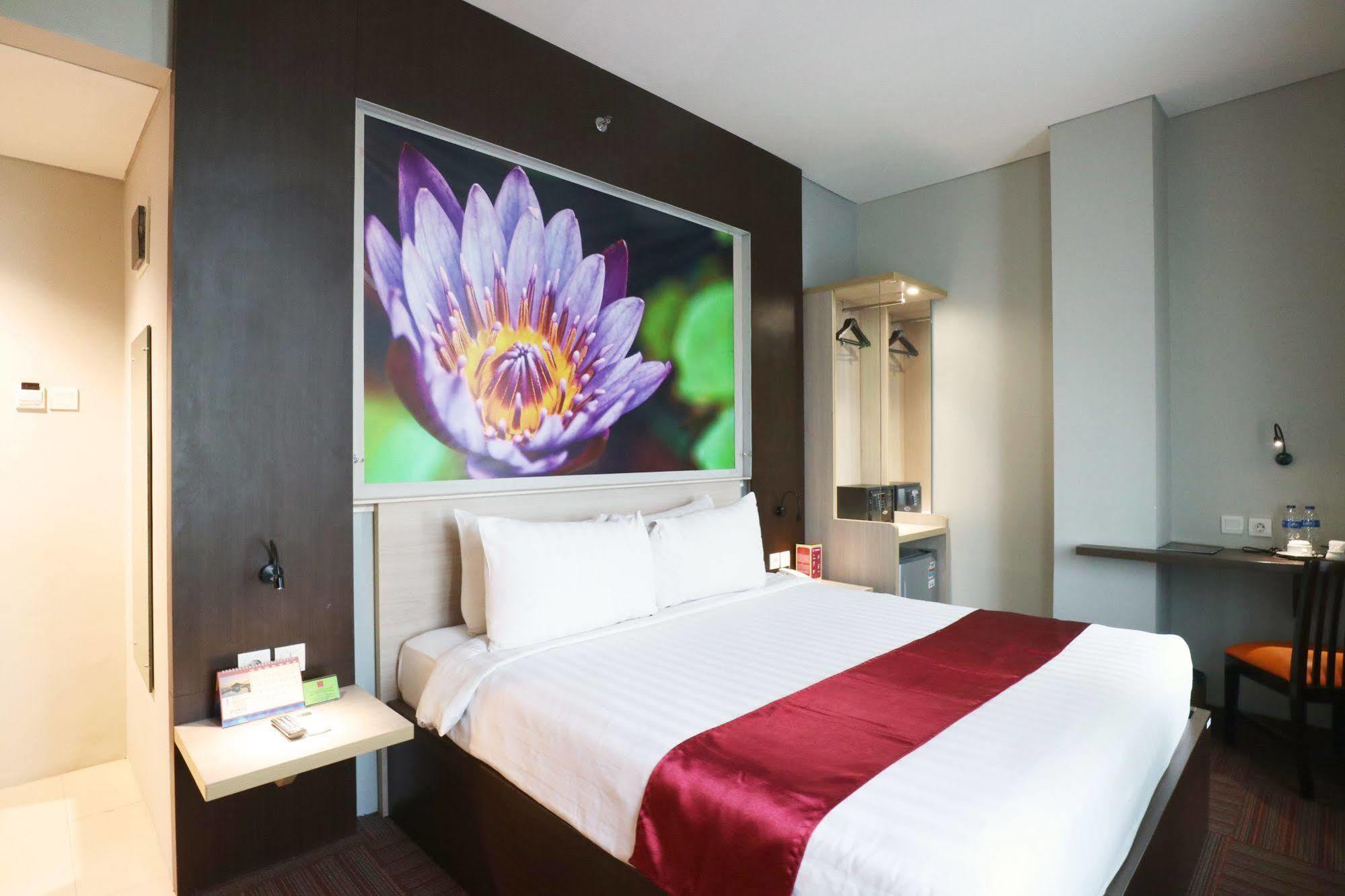 D'Hotel Джакарта Экстерьер фото